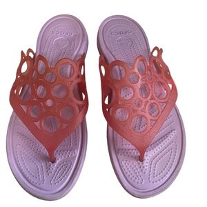 Crocs Adrina Bubbles Women's sz 9 Candy Pink Lilac Jelly Thong Flip Flop Sandals